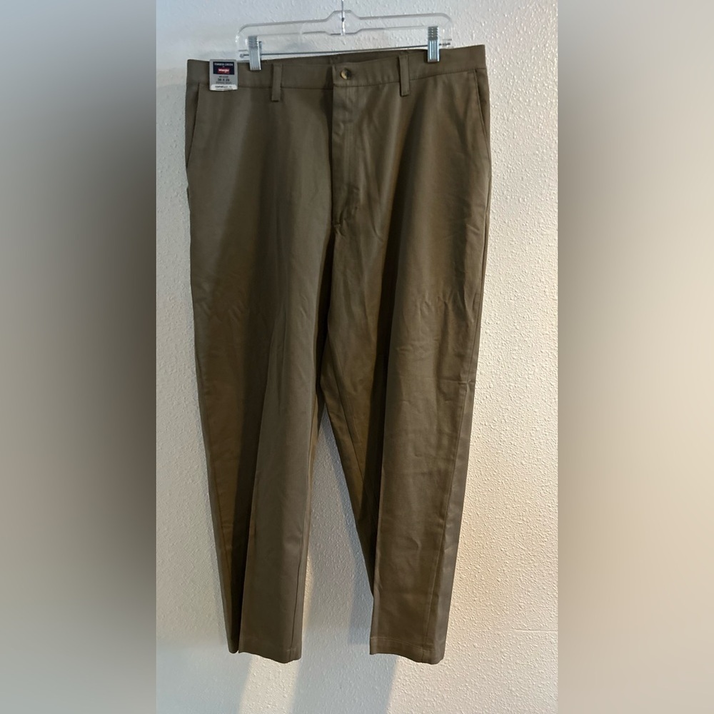 Wrangler Men's Dark Tan Chinos Size 38/29